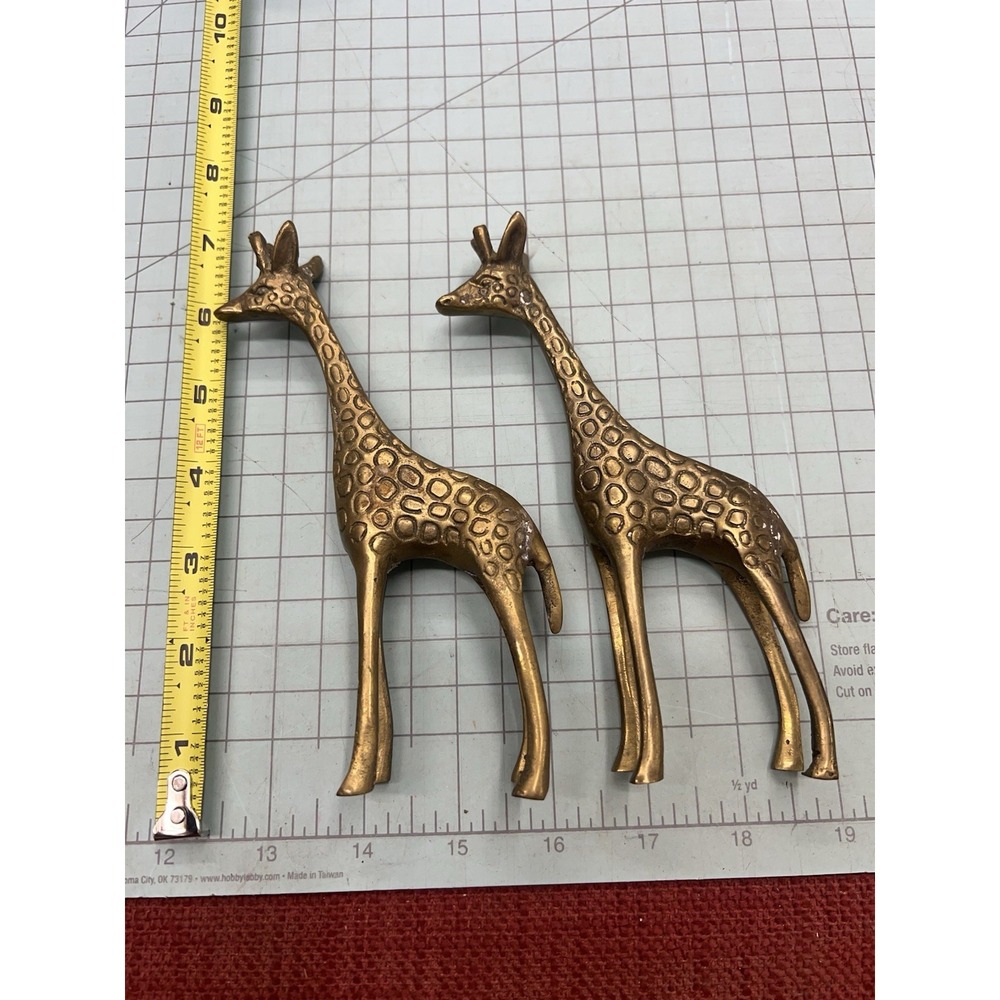 Set of 2 Vintage Giraffes Nice Set Patina